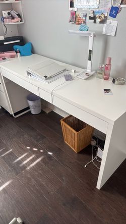 IKEA Micke White Desk