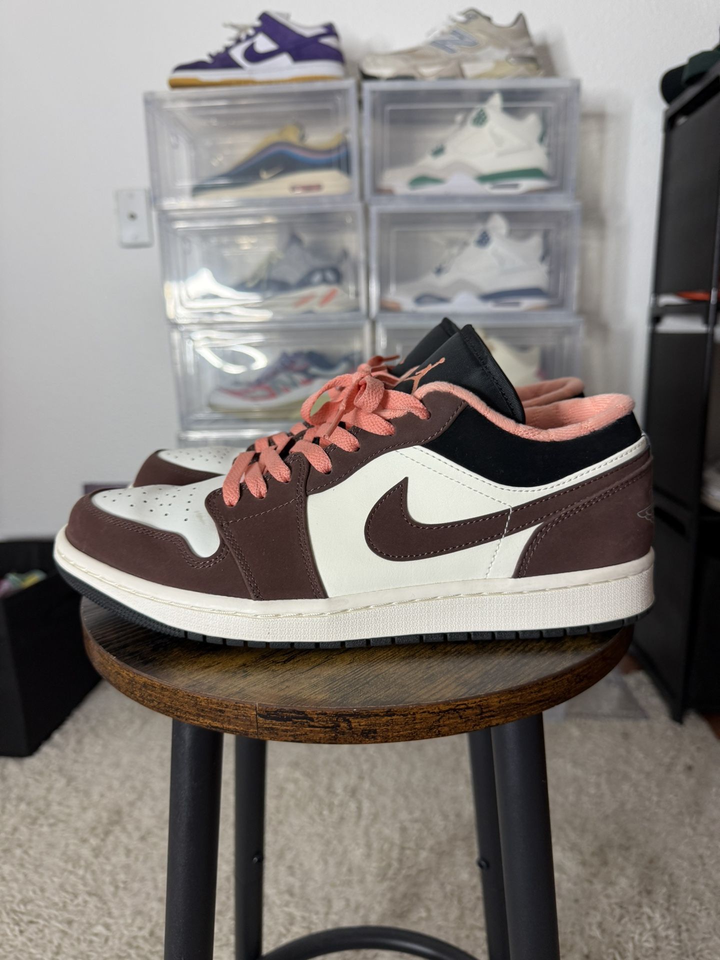 Jordan 1 Low Mocha