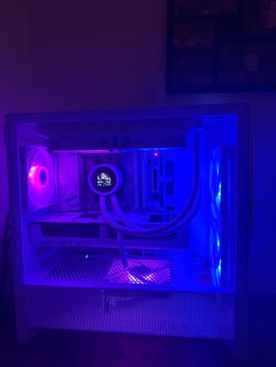 Custom White Gaming PC — $2,000 | AMD Ryzen 7 7800X3D + RTX 5070