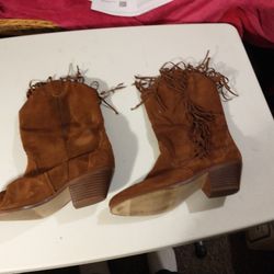 5 1/2 Leather Craft Cowgirl Heeled Boots With Fringe
