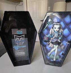 Monster High Haunt Couture Frankie Stein Doll - NEW