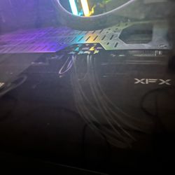 AMD RADEON 7800 XT