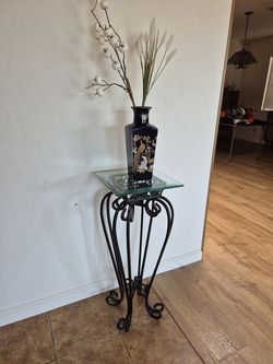 Chalcedony Metal Scroll Pedestal Table, Antique Pewter, 30"H