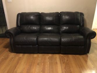 2 leather recliner couches