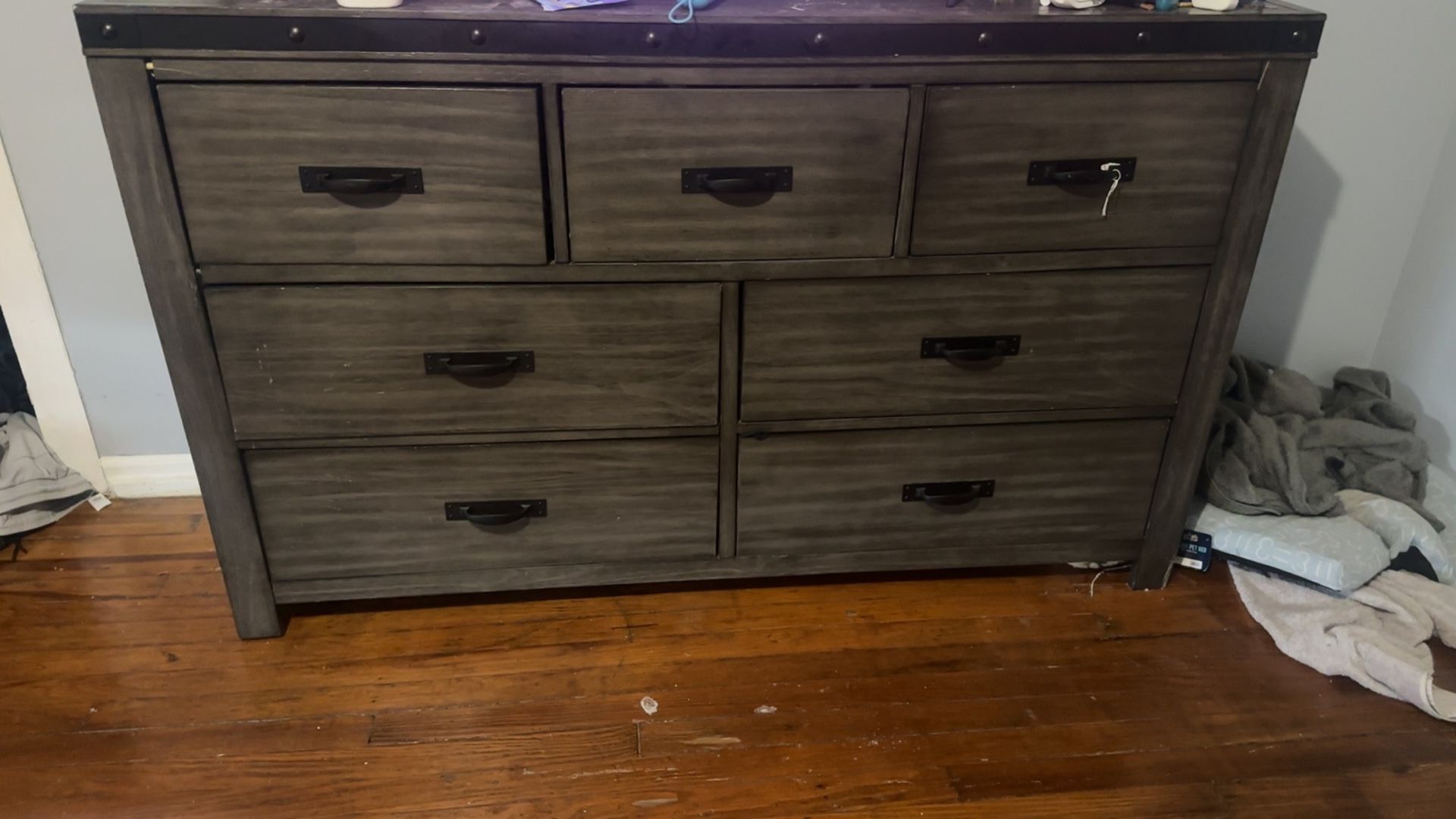 Dresser