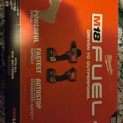 Milwaukee Drill/ Impact Driver Kit With 1) 5.0
