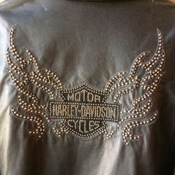 Women’s Authentic Harley Davidson Leather Jacket