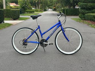 Giant Upland 26” Hybrid ATB Trail Bicycle - Medium