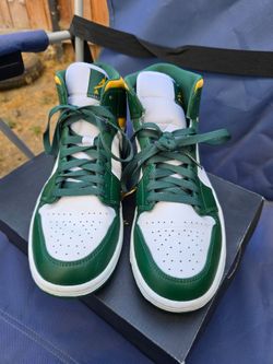 Jordan 1s mids