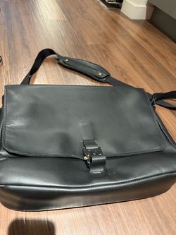 Black leather executive messenger bag