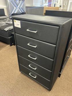 Black 5-Drawer Chest Dresser