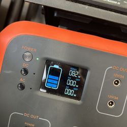 Bluetti AC50S 500Wh Portable Power Station – Solar Generator / Camping Batter