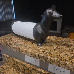 Weiner dog towel holder