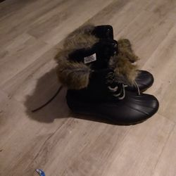 Sperry Fur Tip Fashion Boots 