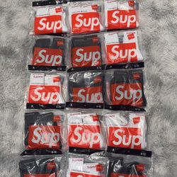 Supreme Socks (4 Pack)