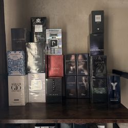 Colognes / Perfumes 