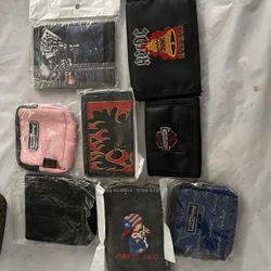 Velcro Wallets $1 Each Or BEST OFFER! 