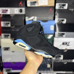Size 8.5M - Jordan 6 “Black University Blue”