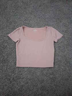 Brand is HOLLISTER, size is extra small