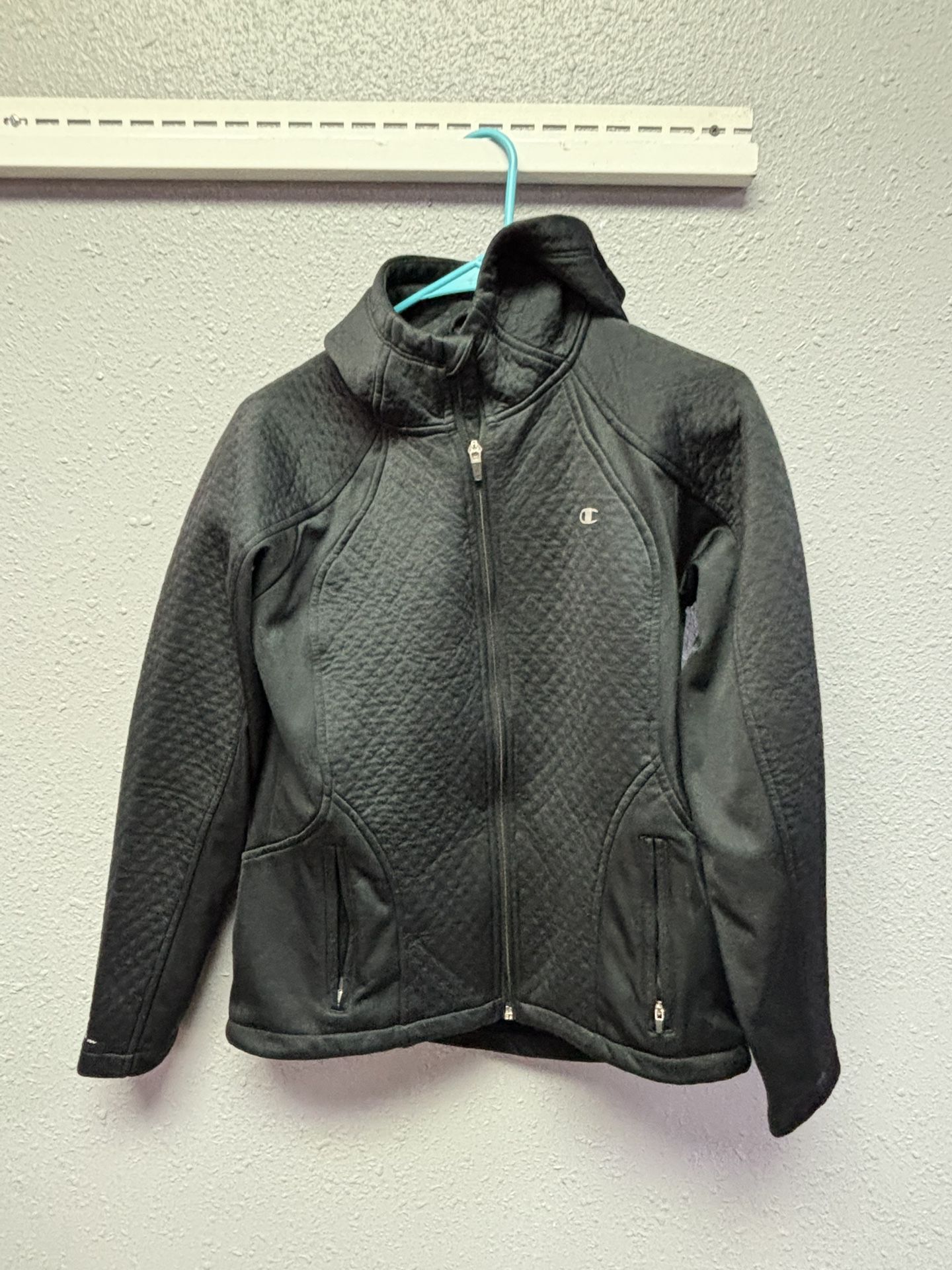 Champion Women's Black Full Zip Hooded Jacket Small Outdoor Moisture Wick
