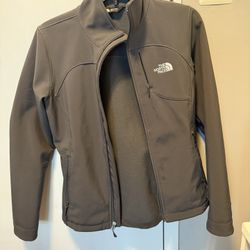 Women’s XS The North Face WindWall Jacket