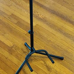 Guitar stand