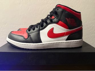 New Nike Air Jordan 1 Mid Bred Toe Red Black Men's Sneakers Size 12 (554724-079)