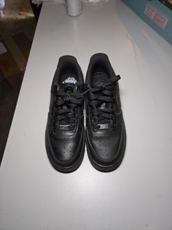 Women Nike Air Force 1  All Black Low-Top Sneakers