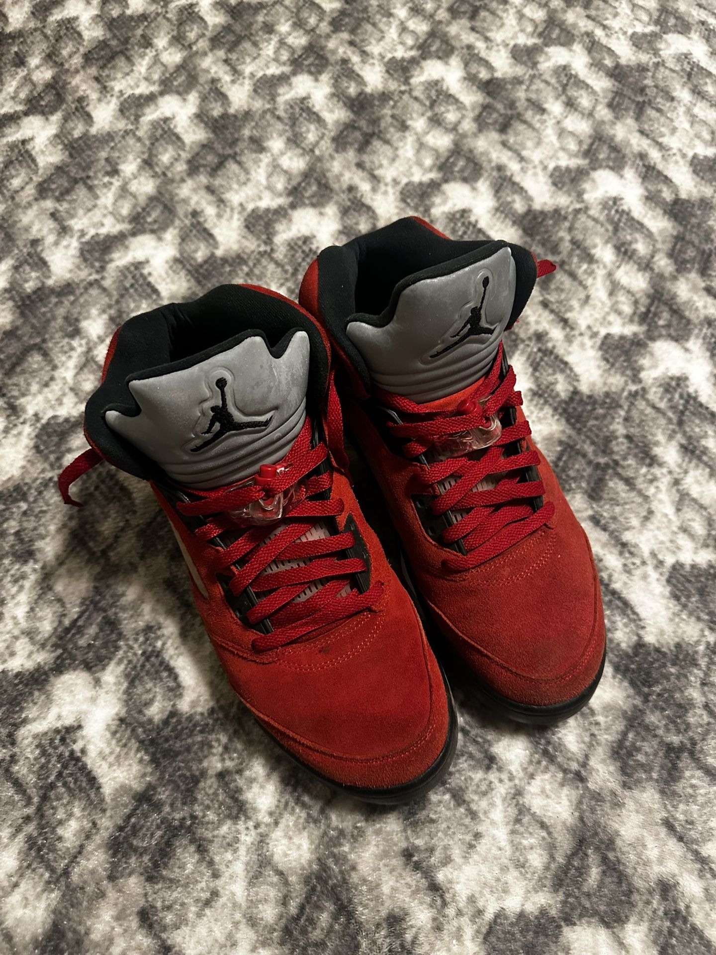 Jordan 5 Raging Bull