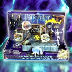 MATTEL TOYS HARRY POTTER POTIONS CLASS.