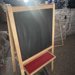 Kids Art Easel