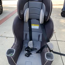 Graco® Extend2Fit Convertible Car Seat, Spire, Safe and Comfortable Ride Designed for Growing Children