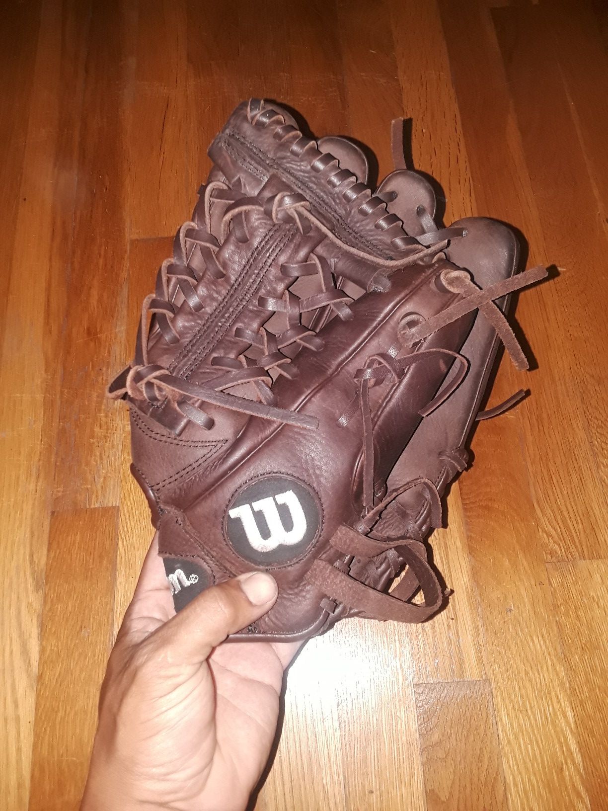 Wilson A950 11.75" baseball glove