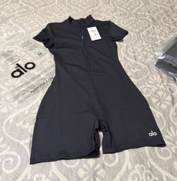 Alo Yoga Short Sleeve Zip Romper