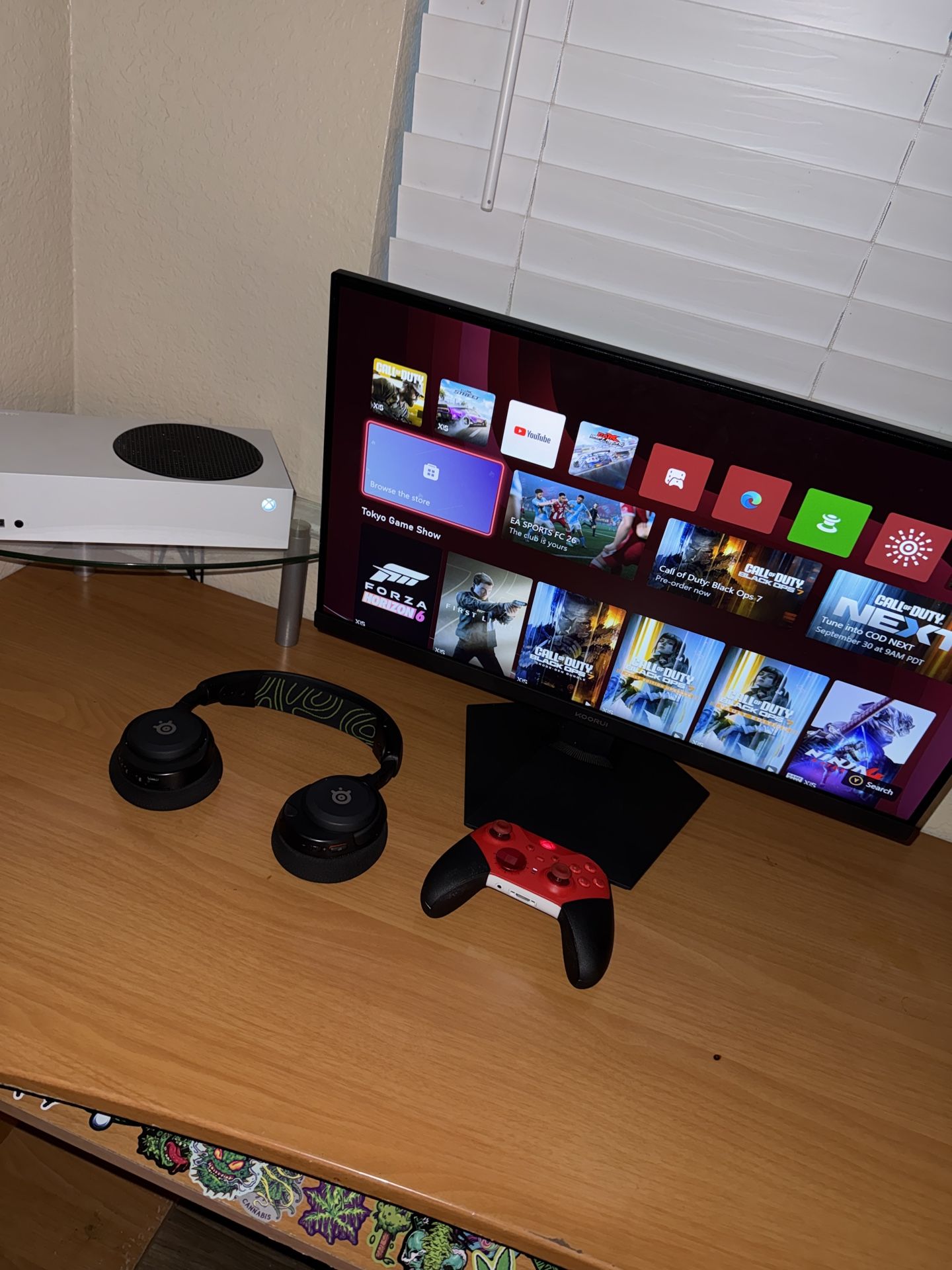 Xbox Series S (Gaming Setup)