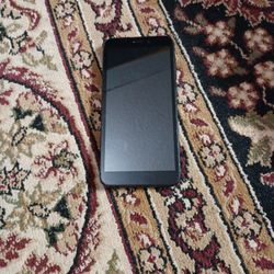 BLU G33 Phone 