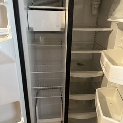 GE Refrigerator 