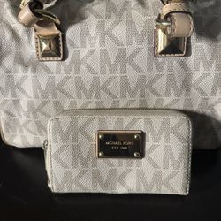 Michael Kors , Kate Spade and Coach Purses 