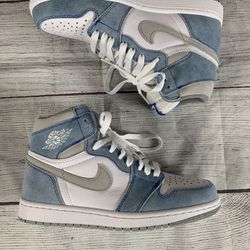 New Jordan 1 Mens Size 7