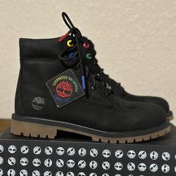 Size 7 timberland 6 in premium boot black patch logo 