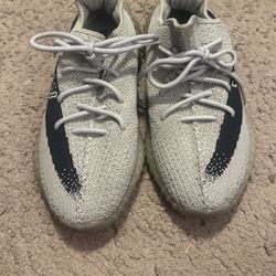 Men’s Yeezys