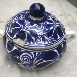  Beautiful Mexican ceramic pot