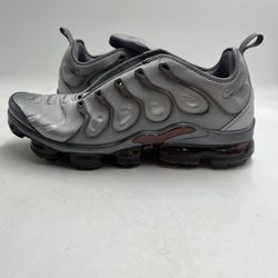 Nike Air VaporMax Plus Gray Men’s US 13 Used Running Shoes No Laces