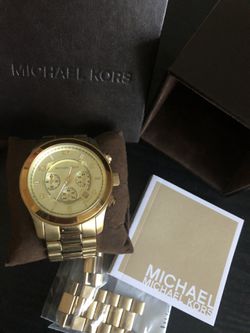 MICHAEL KORS Oversized Metallic Runway Gold-tone Stainless Steel Watch
