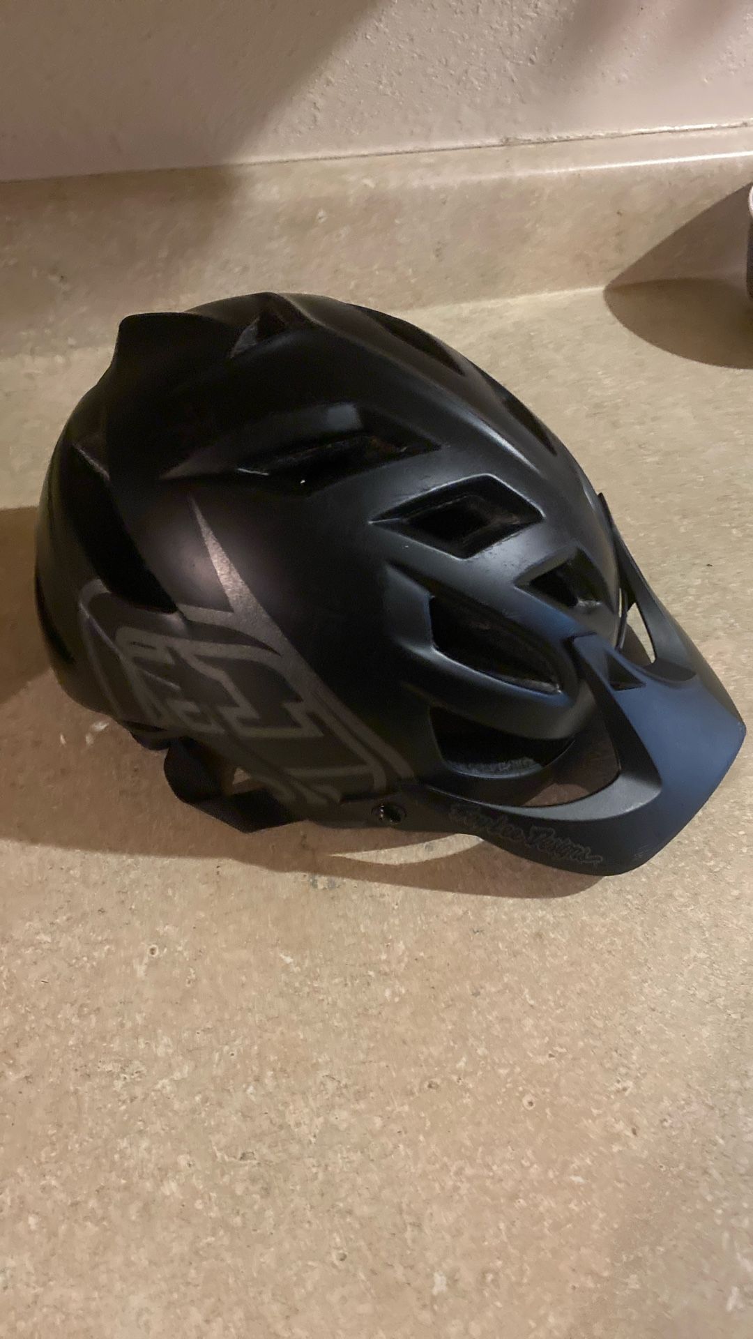 Small Troy Lee Designs Helmet