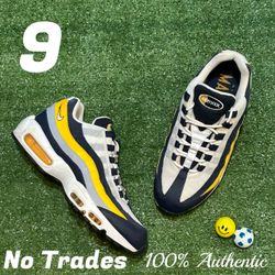 Size 9 Air Max 95 “Michigan” 🐆 