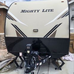 2018 MIGHTY LITE RV TRAILER