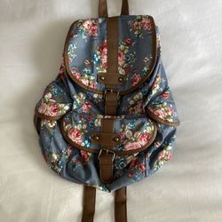 Candie’s Backpack purse Floral Blue