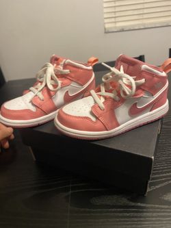 Jordan 1 MID Size 10c $60