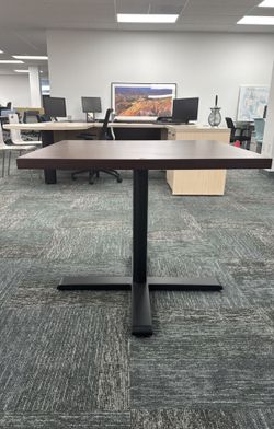 Square Office Table